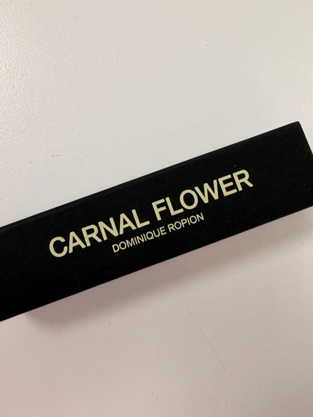 Frederic Malle Carnal
Flower  body treatment in travel size new